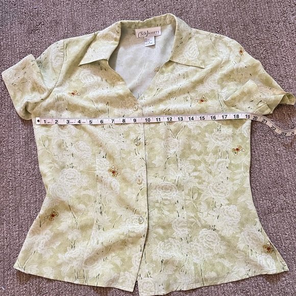 Vintage 100% Silk Diane Von Furstenberg DVF Silk Assets Lime Green Floral Blouse - Picture 6 of 7